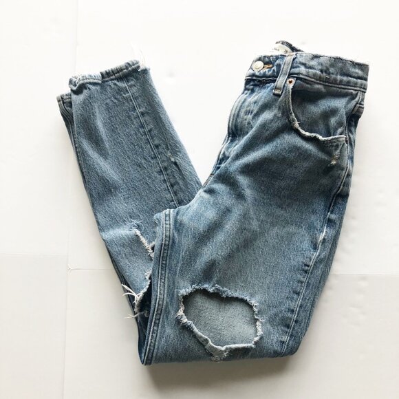 ABERCROMBIE High Rise Mom Jeans Ripped Distressed Straight Leg Womens 26 - Picture 2 of 11